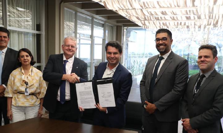 Assembleia Legislativa e TRE-PR firmam acordo para fortalecer a cidadania, a educação política e a valorização das instituições democráticas no Paraná