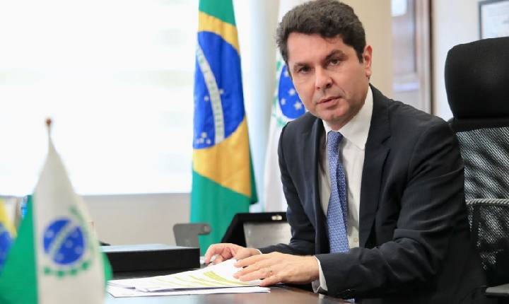 Deputado Alexandre Curi (PSD) propõe lei de enfrentamento a crimes cibernéticos no Paraná
