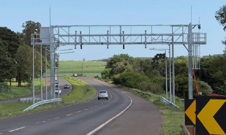 Deputado Evandro Araújo (PSD) pede explicações à ANTT sobre antecipação do “pedágio eletrônico” no Paraná