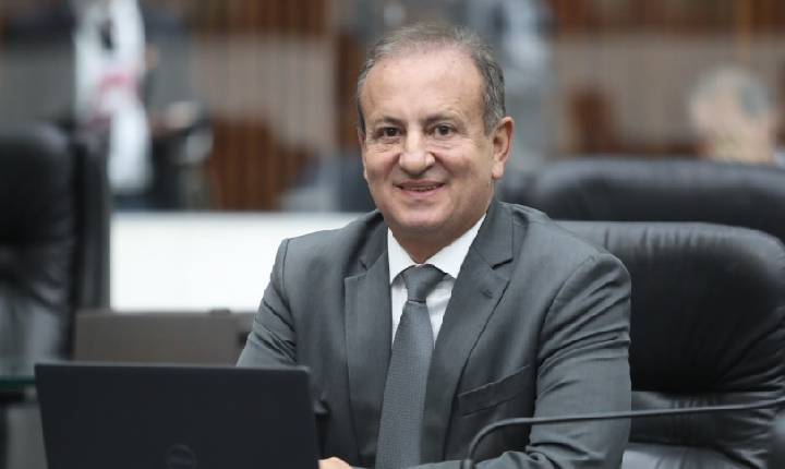 Deputado Moacyr Fadel (PSD) celebra investimentos nos municípios e projeta 2026 como um ano de oportunidades