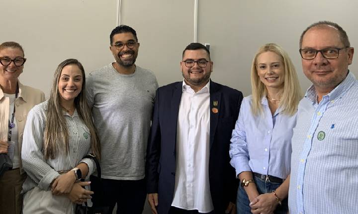 Escola do Legislativo recebe representantes da Câmara Municipal de Toledo