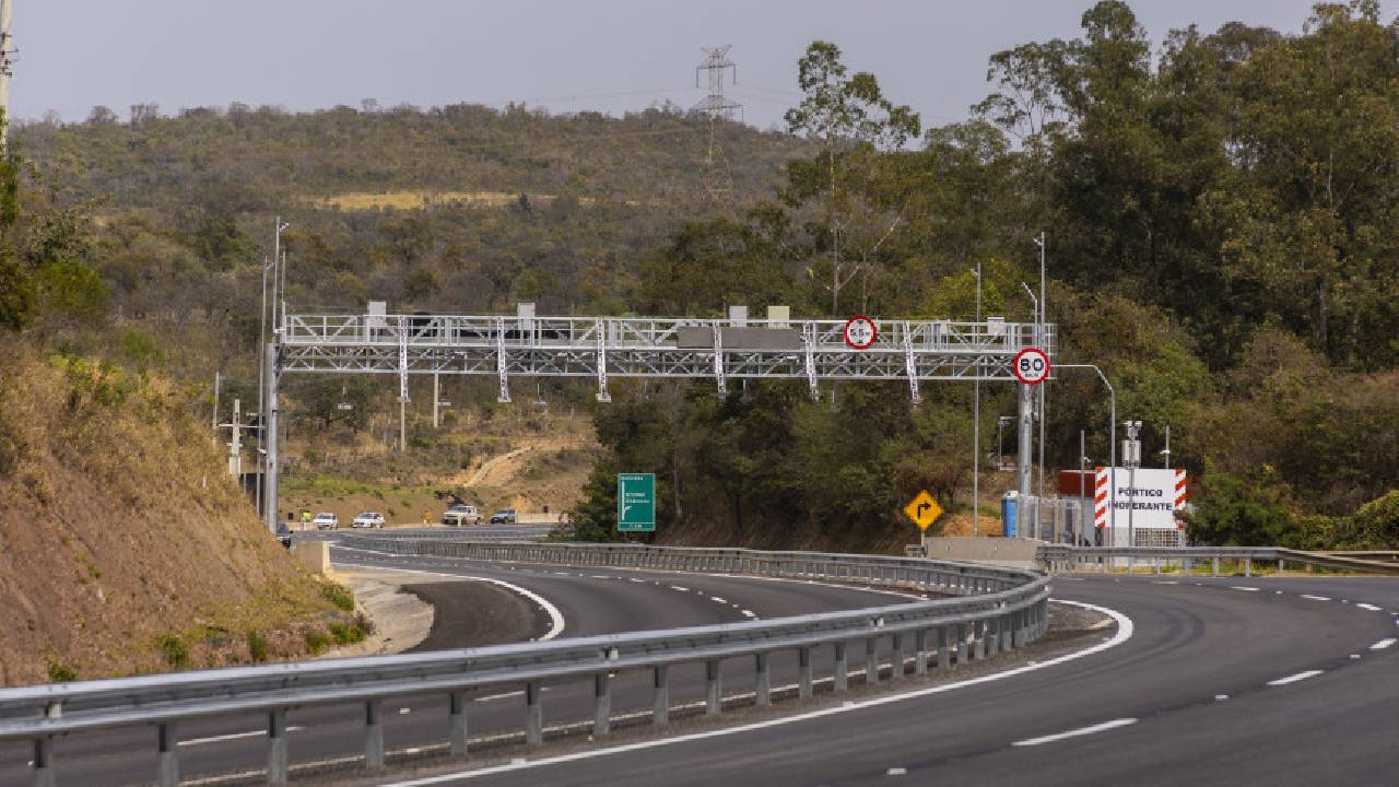 Pedido de informações: deputados questionam ANTT sobre critérios de implantação de pedágio eletrônico (free flow)