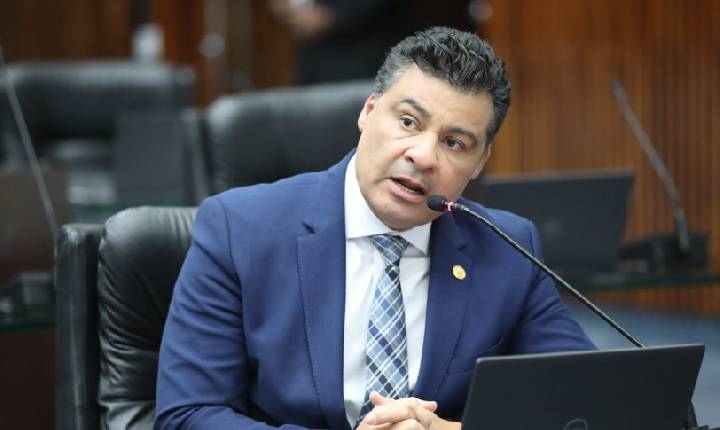 Proposta apresentada na Assembleia prevê inclusão de treinamento contra engasgamento em escolas do Paraná