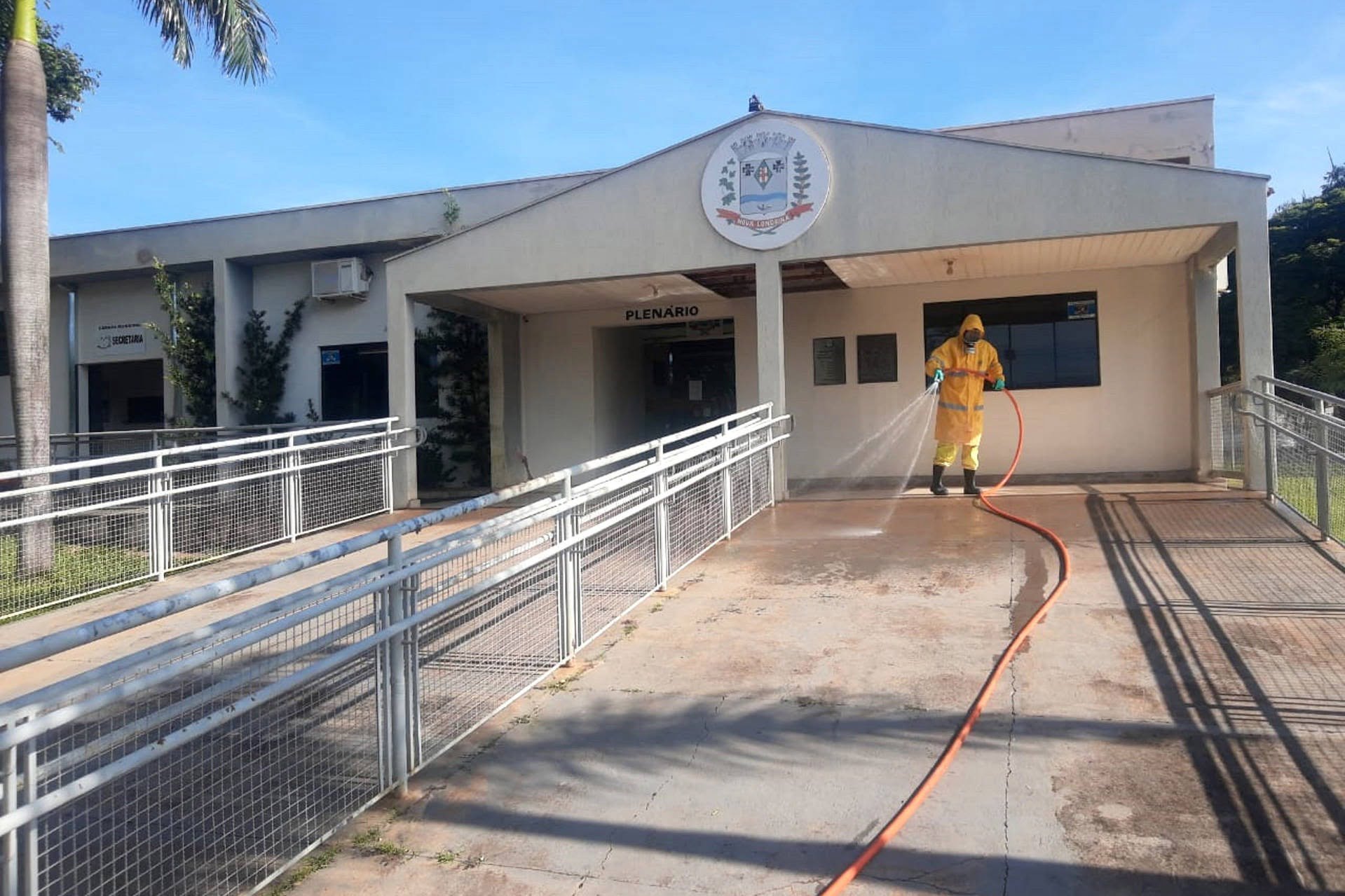 Sanepar desinfecta hospitais e locais de circulação de pessoas no Noroeste
