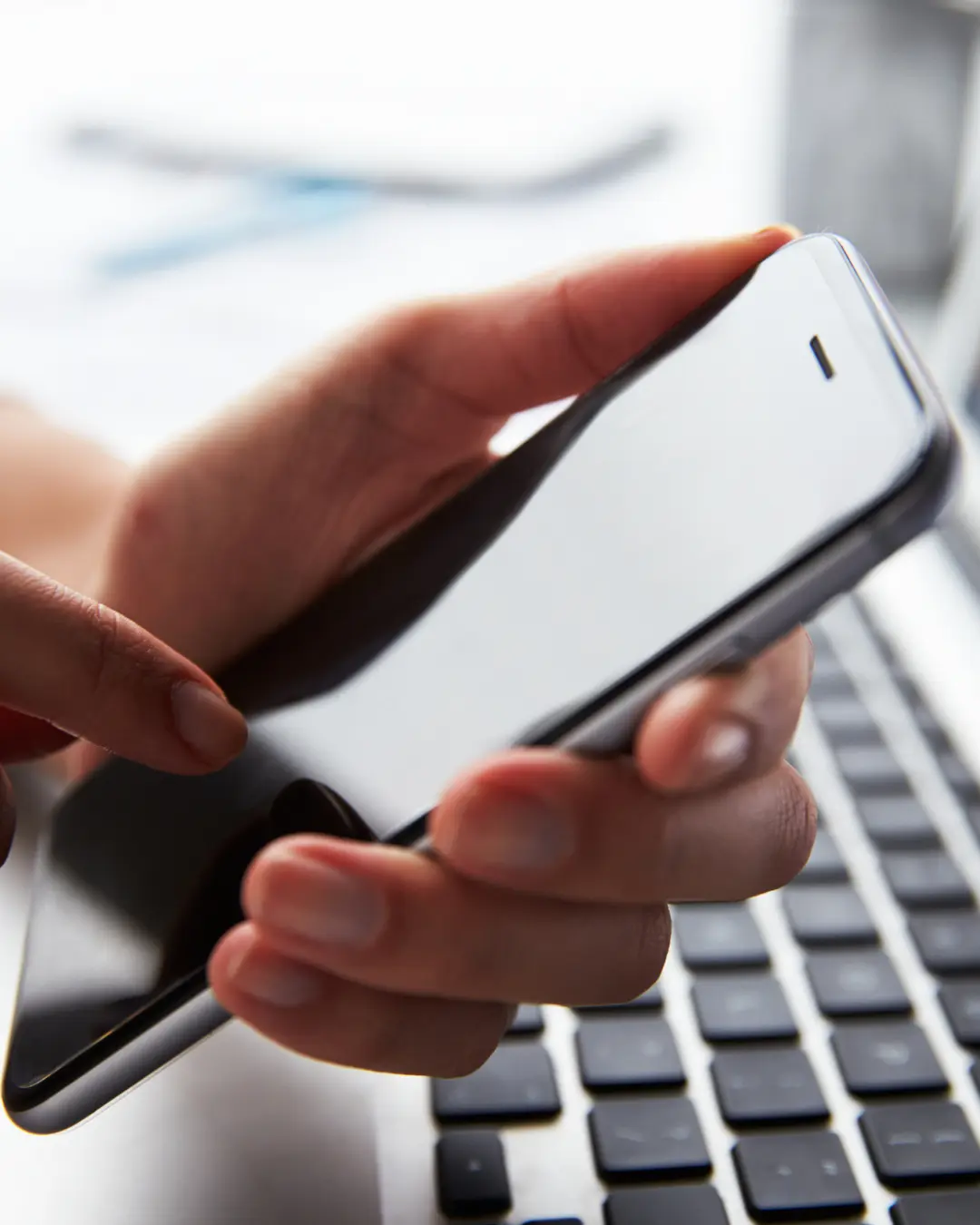 Especialista alerta sobre furtos de celulares e dá dicas para prevenir golpes e proteger dados