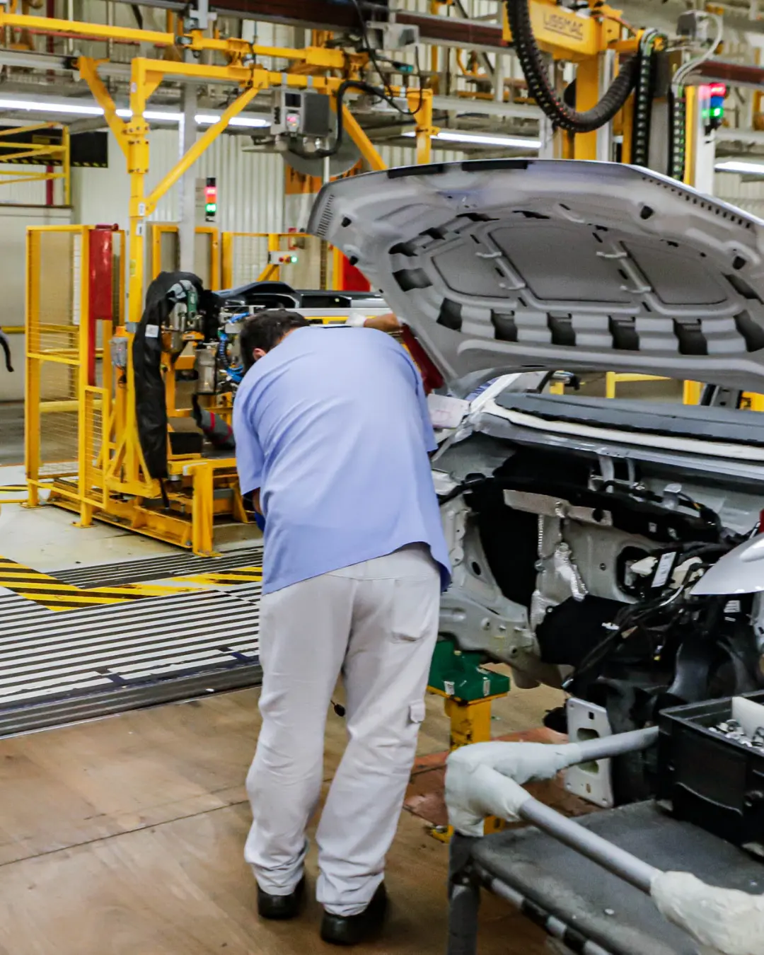 Paraná abre a semana com 22,9 mil vagas de emprego em diversas áreas