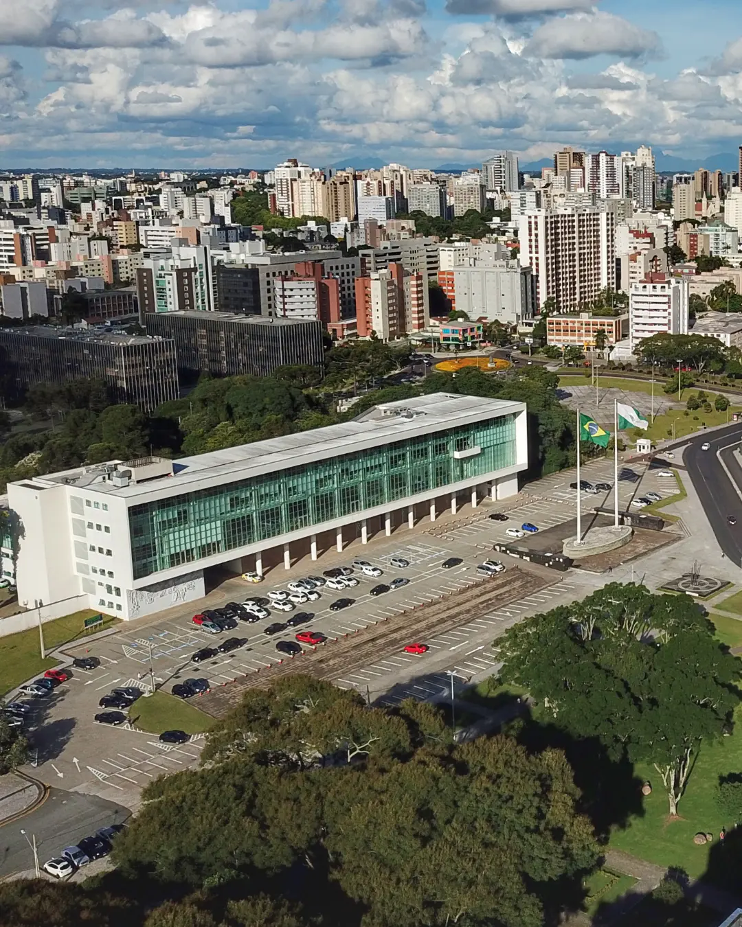 Paraná anuncia 589 vagas para agentes de socioeducação com contrato temporário