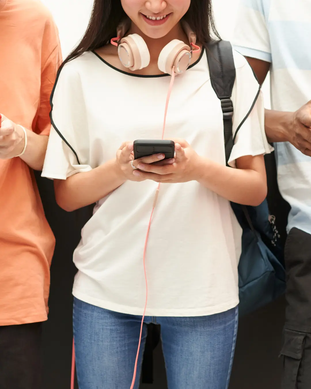 Senado aprova restrição ao uso de celulares em salas de aula de escolas públicas e privadas