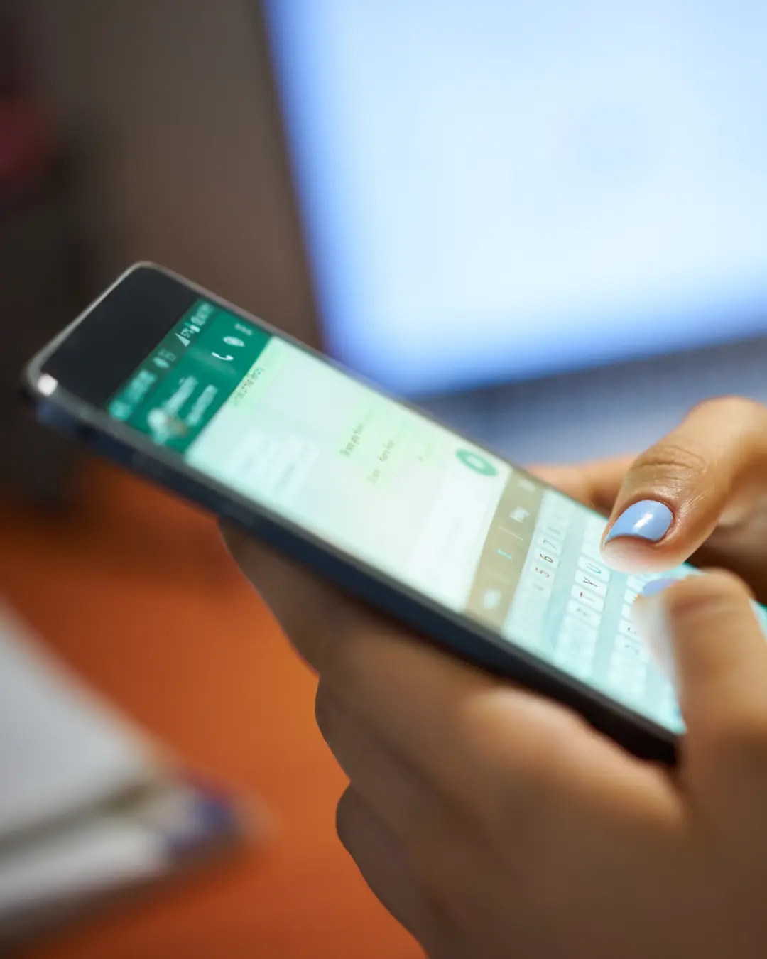 WhatsApp anuncia exibição de anúncios e canais pagos em nova atualização