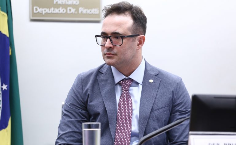 Comissão aprova permissão para entrada de animais domésticos em hospitais para visitar pacientes
