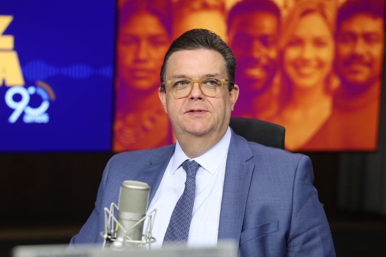 Ministro diz que pente-fino está sendo feito nos créditos consignados