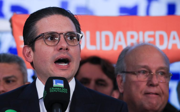 Motta afirma que não há definição sobre projeto da anistia  