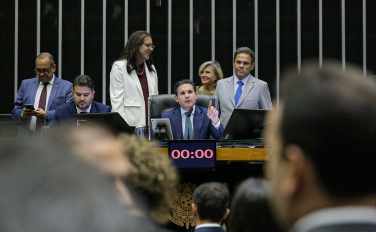 PEC da Blindagem pode barrar ações contra corrupção no uso de emendas