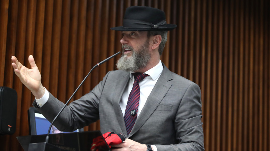 Deputado Delegado Tito Barichello (União) apresenta homenagem ao Club Athletico Paranaense pelo acesso à Série A de 2026