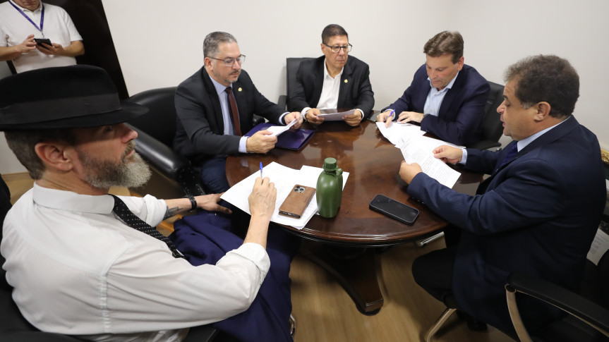 Aprovada ampliação da meia-entrada em eventos culturais e esportivos a doadoras de leite materno, artistas e técnicos-artísticos