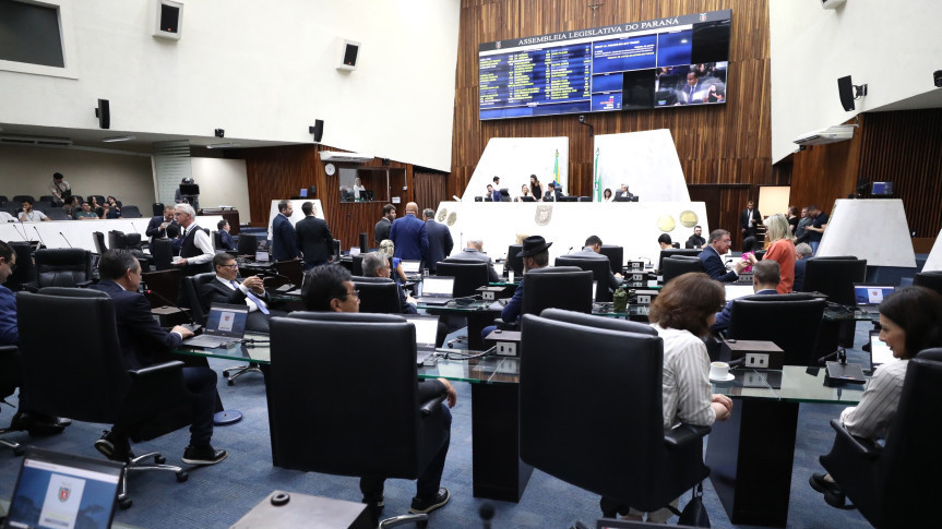 Assembleia reforça combate ao cigarro eletrônico e exige novas placas de proibição em locais públicos e privados