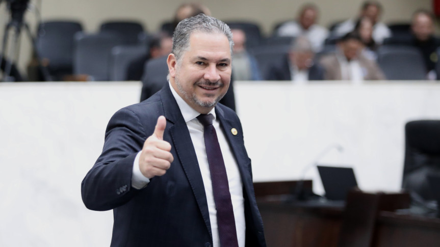 Deputado Gilson de Souza (PL) destaca avanço da proposta que cria política de apoio aos pais e cuidadores de pessoas com TEA