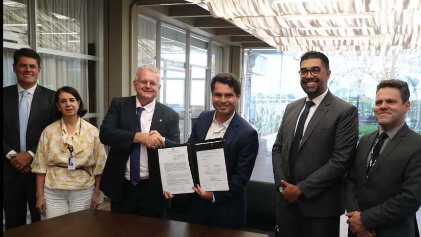 Assembleia Legislativa e TRE-PR firmam acordo para fortalecer a cidadania, a educação política e a valorização das instituições democráticas no Paraná