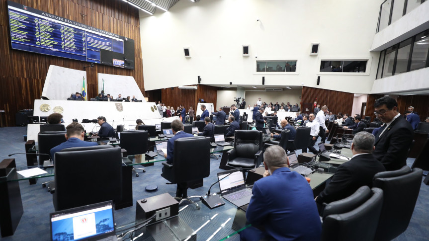 Assembleia inicia análise de projeto que altera Lei de desestatização da Celepar