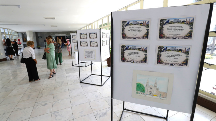 Assembleia recebe exposição “Curitiba em Trovas” com poemas e  ilustrações em homenagem aos 333 anos da capital