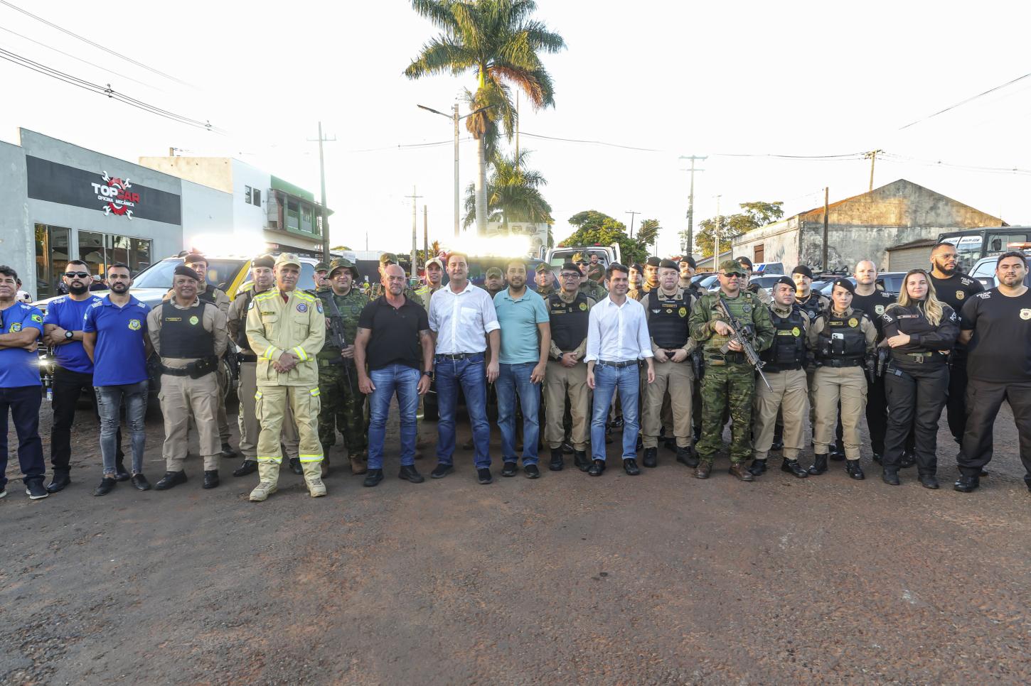 Governador autoriza a promoção de 776 policiais e bombeiros militares no Paraná