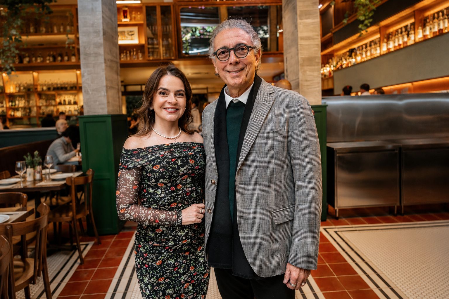 Afrânio e Daniela Barreira inauguram Boteco Caju Limão em SP