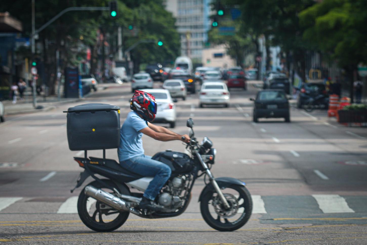 Com IPVA zerado, número de motocicletas cresce 20% em um ano no Paraná