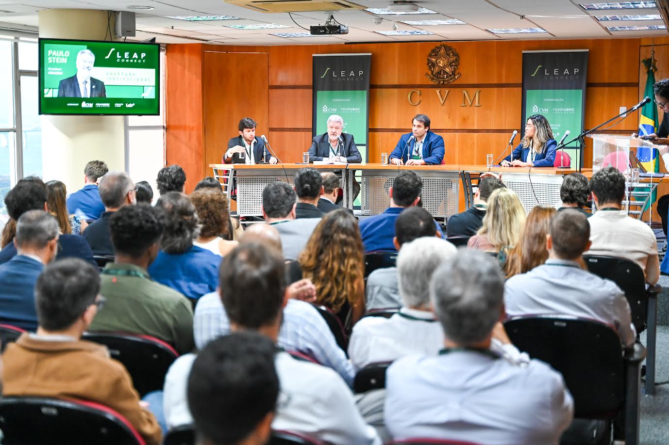 CVM e Fenasbac abrem inscrições para o LEAP 2026