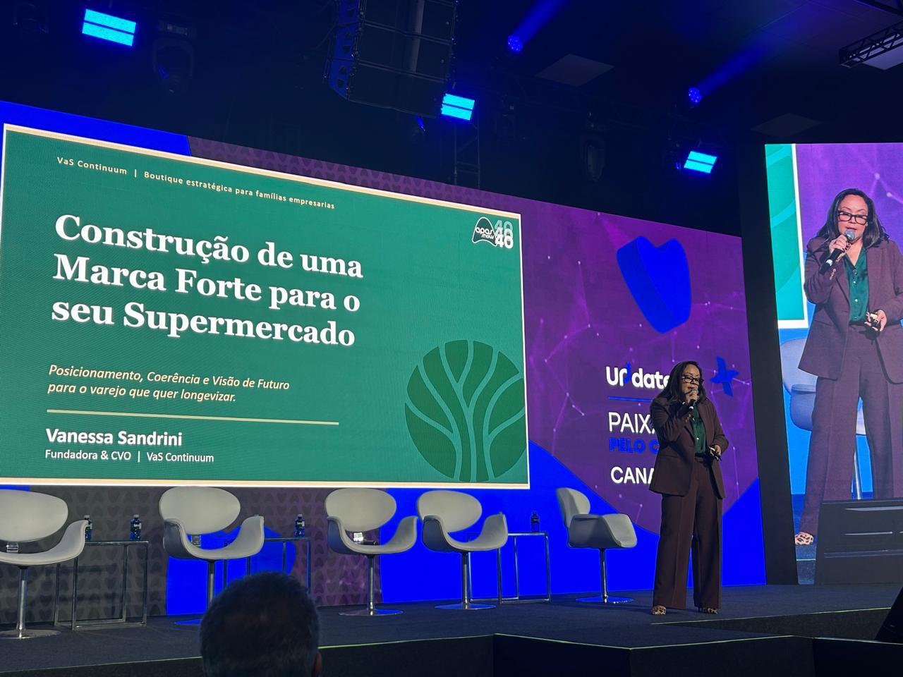 Boutique aposta em IA para formar nova geração de líderes