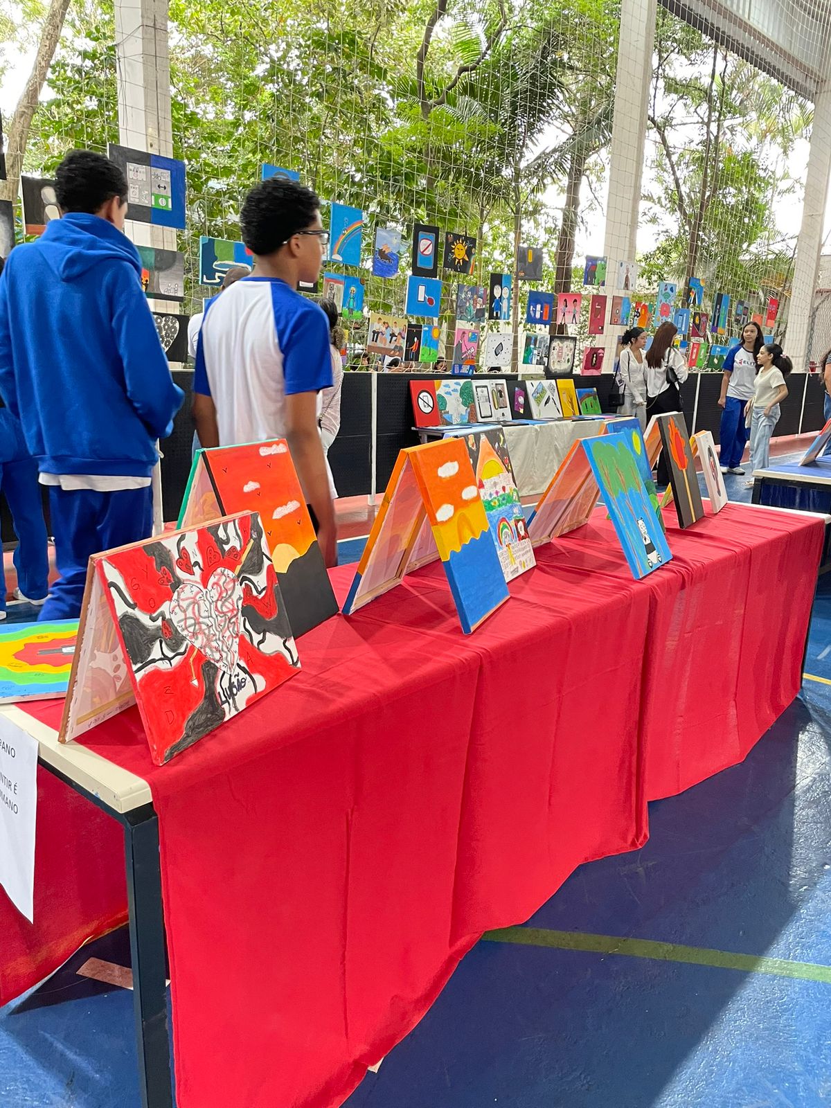 Projeto une arte e emoção para estimular autoria na escola